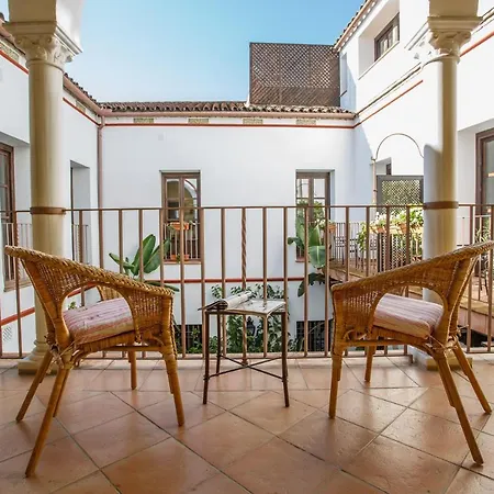Patios De La Judería *